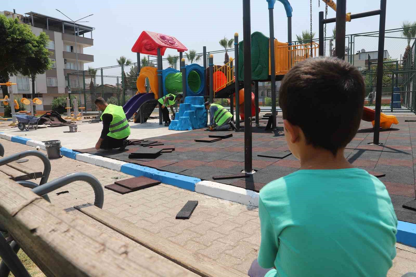 Akdeniz’de parklar yenileniyor