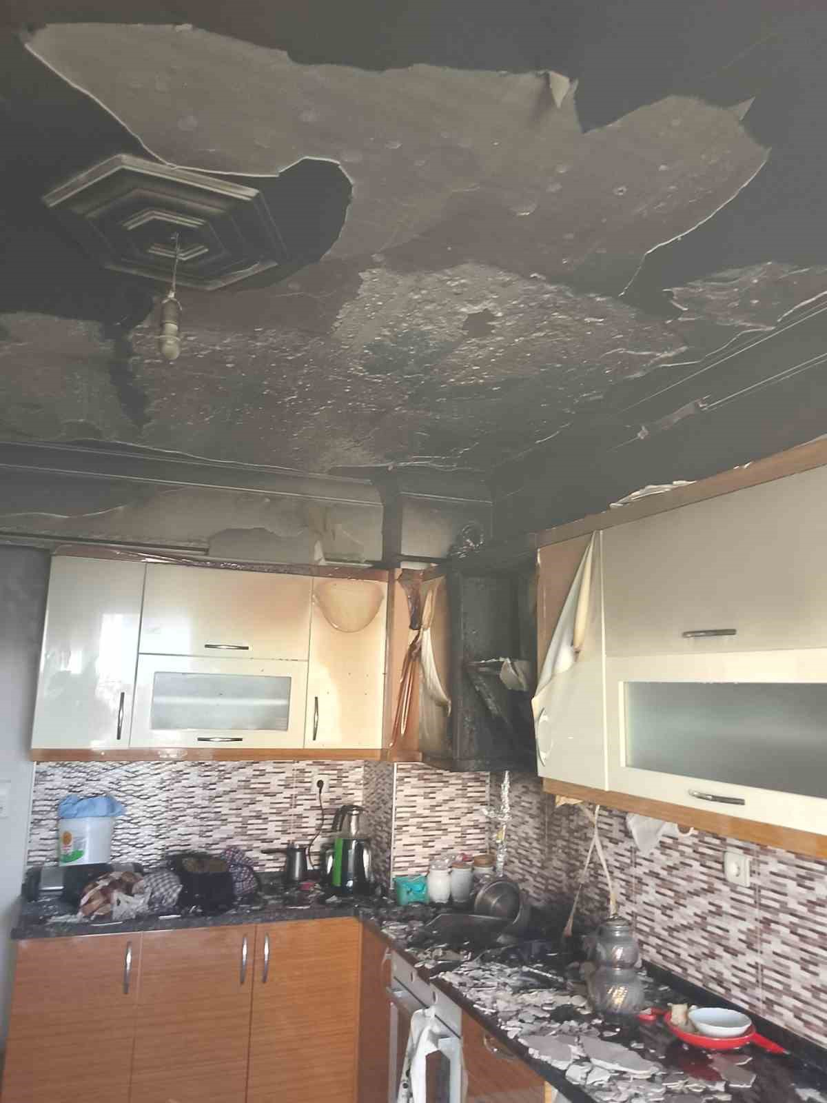 Kahramanmaraş&rsquo;ta ev yangını
