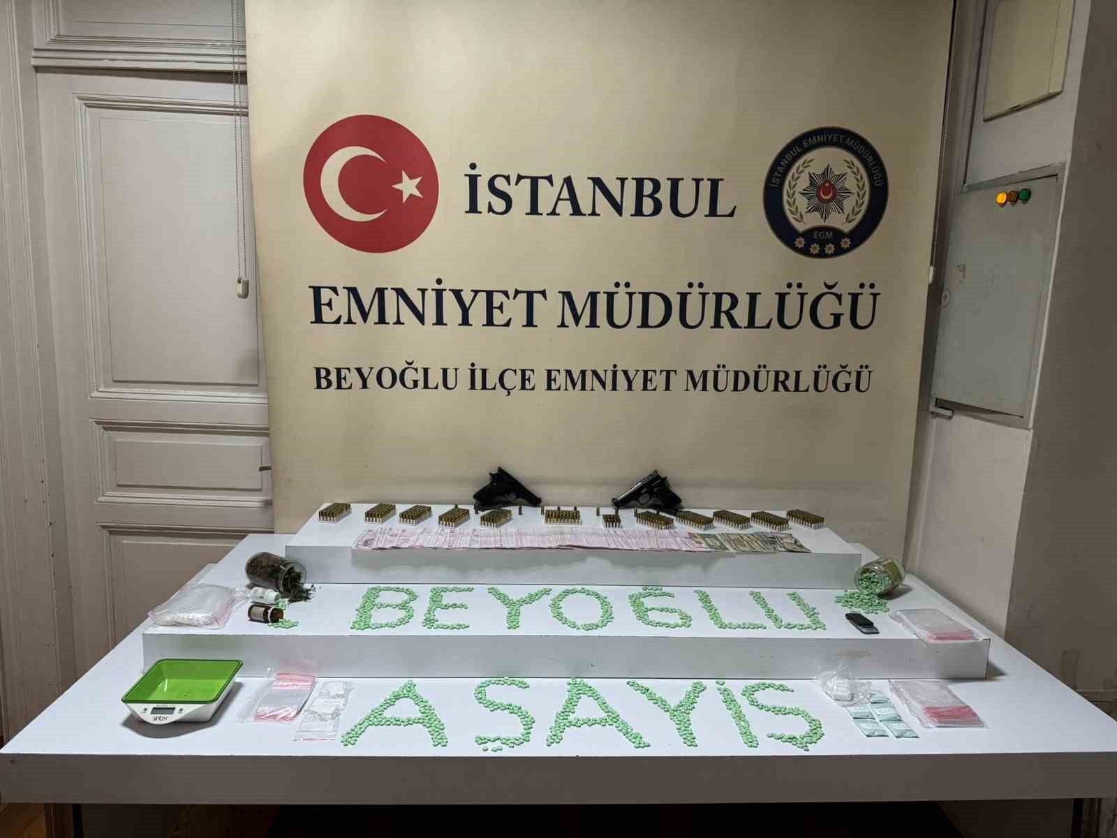 Beyoğlu’nda uyuşturucu operasyonu