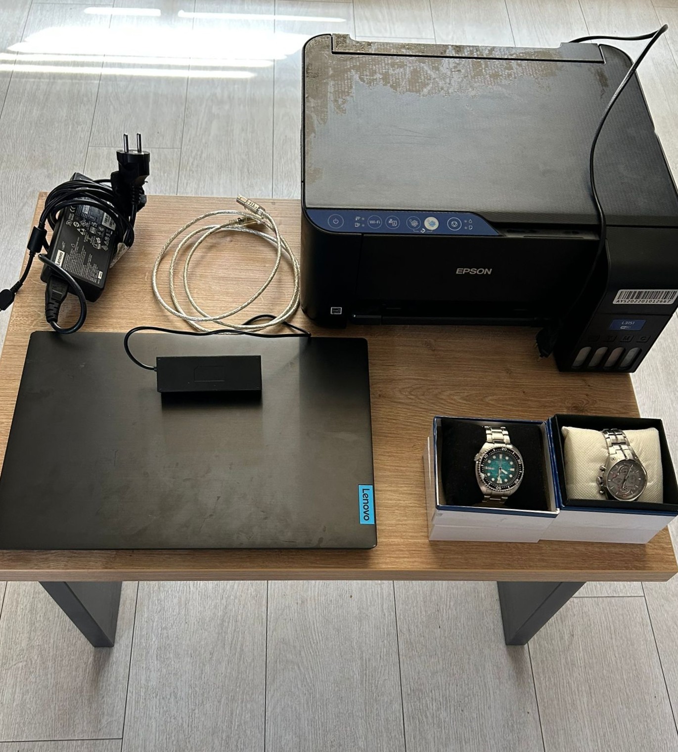 İş yerinden laptop, yazıcı ve saat çalan şüpheli yakalandı