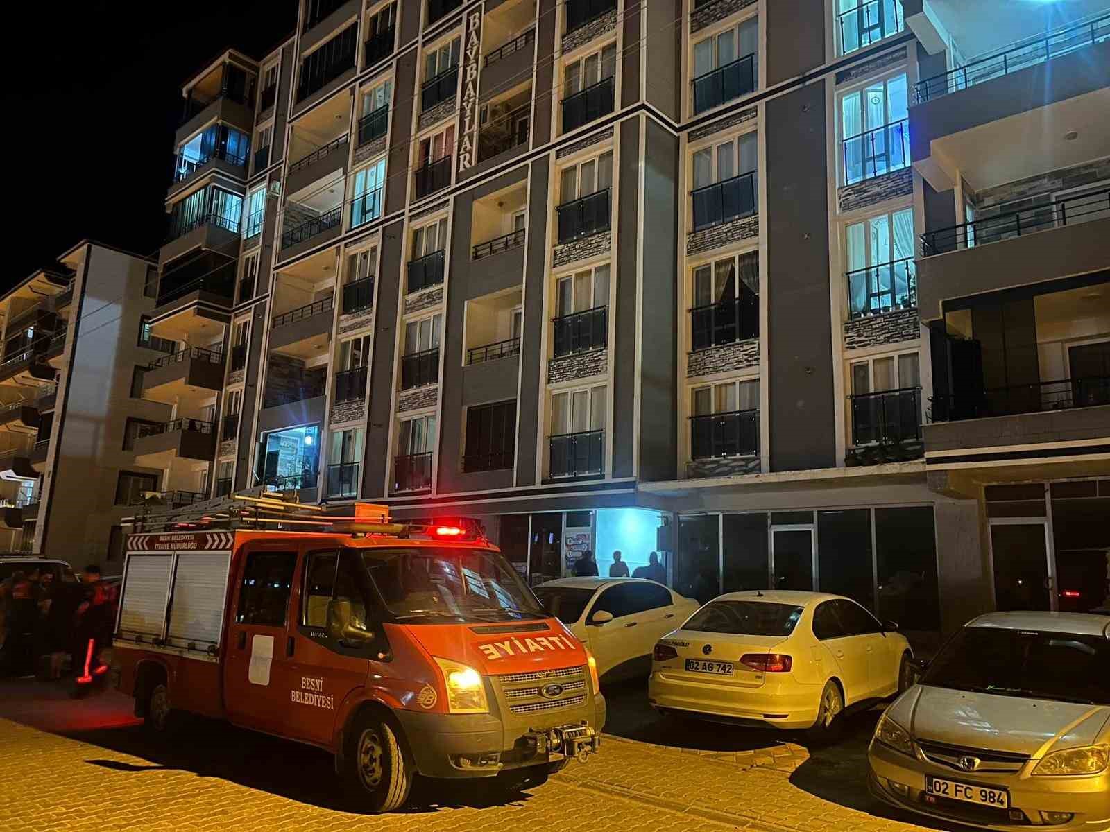 Apartmandaki gaz kokusu paniğe neden oldu
