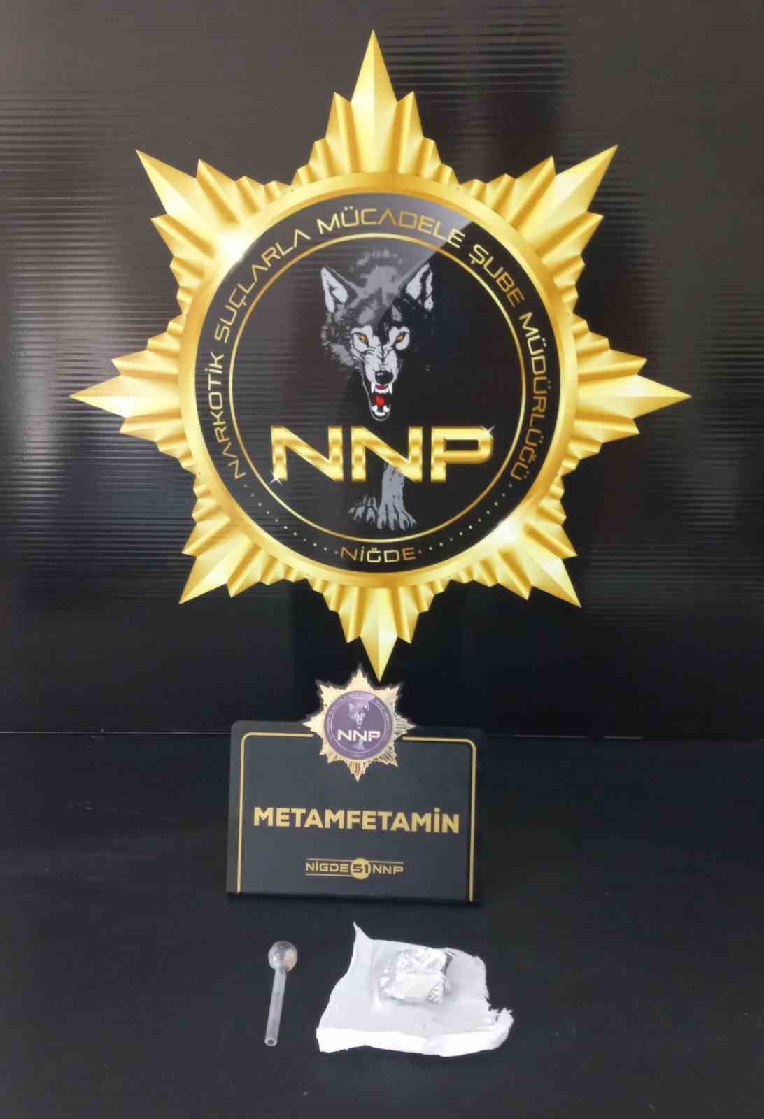 Niğde&rsquo;de uyuşturucu operasyonu: 2 ş&uuml;pheli tutuklandı
