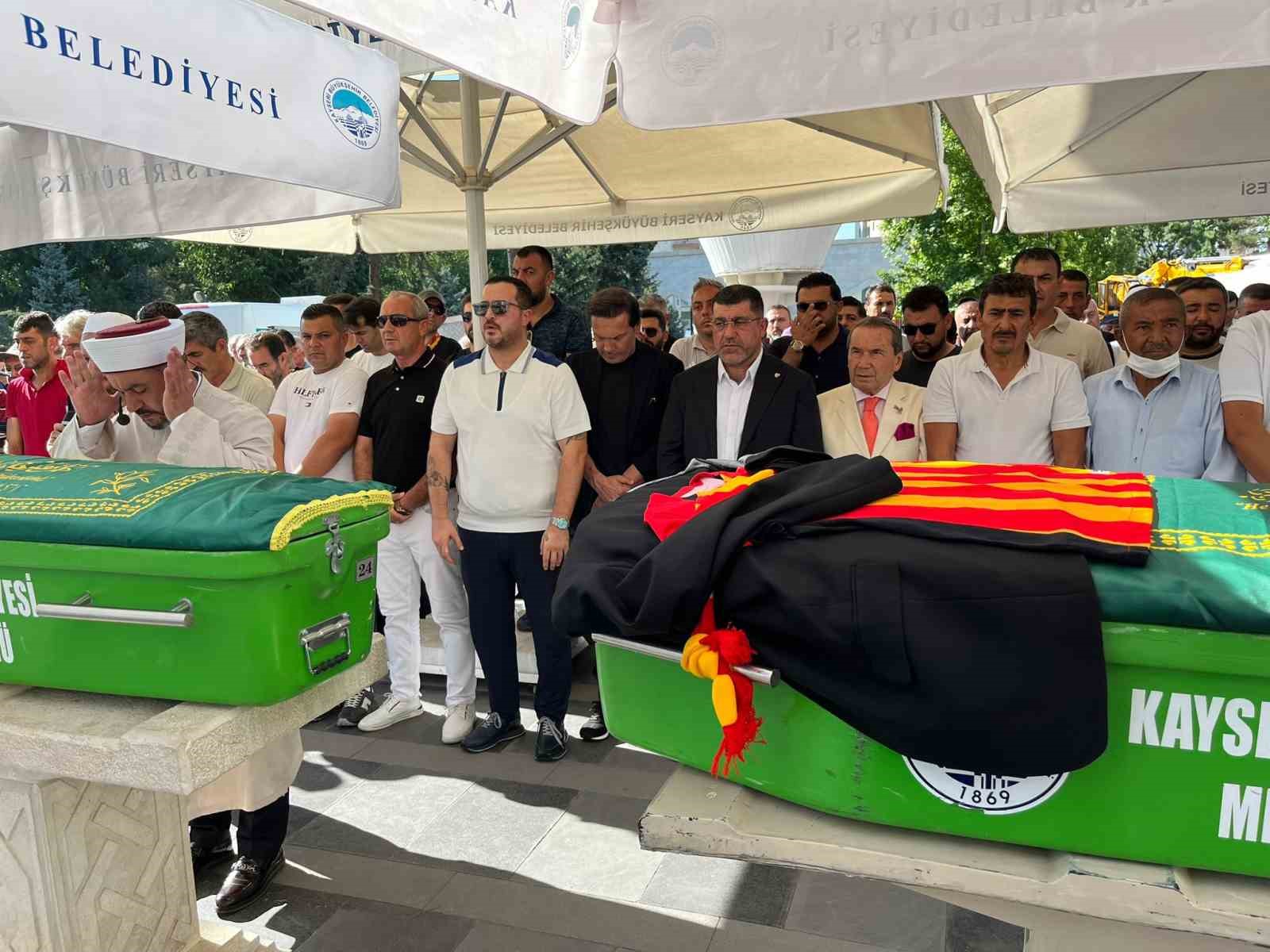 Erdal Duran son yolculuğuna uğurlandı
