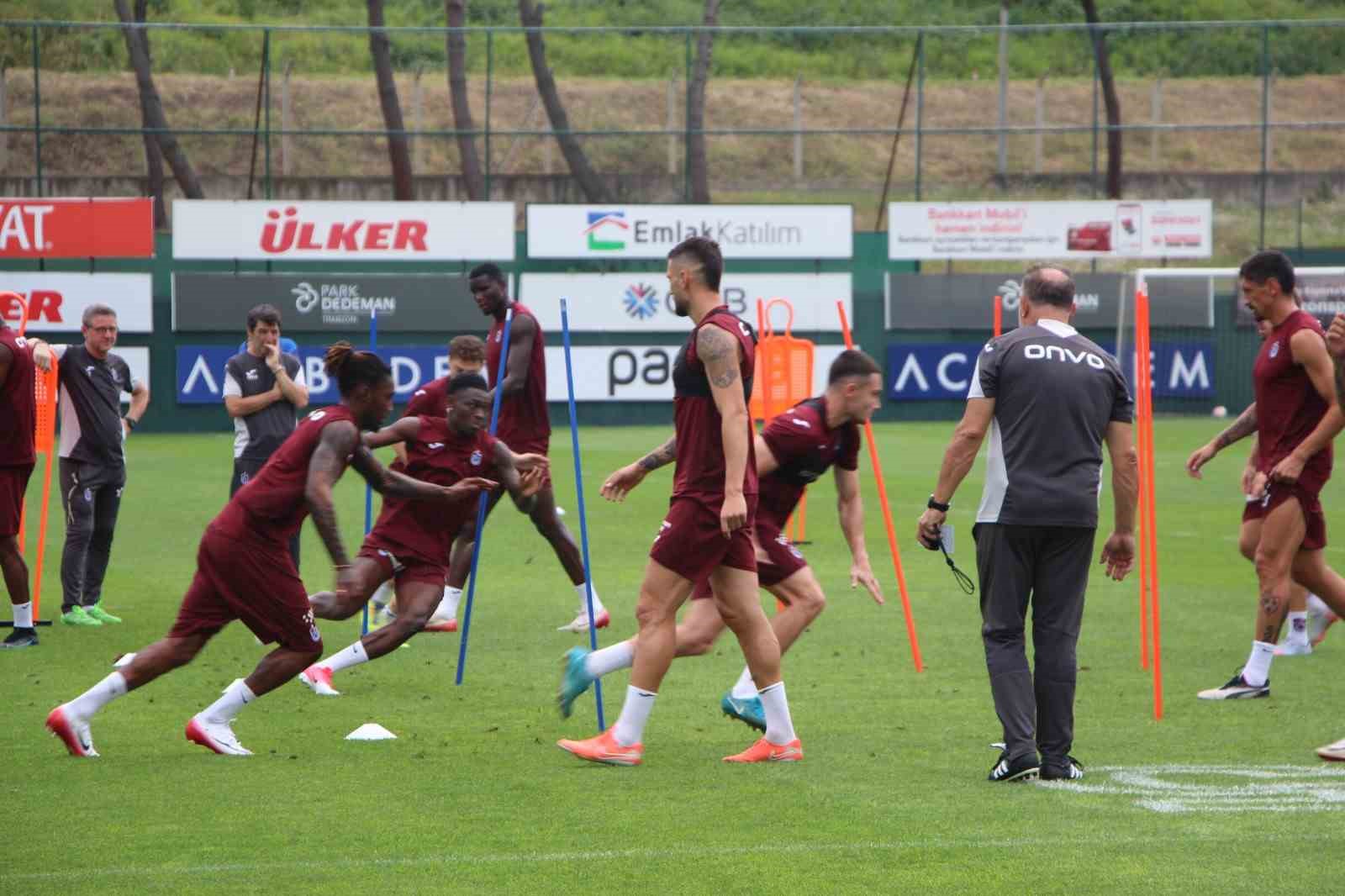 Paul Onuachu: "Tekrar burada olmak beni mutlu ediyor"
