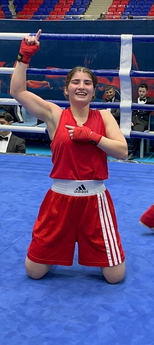 Bilecikli sporcu ve antren&ouml;r&uuml; milli takım kamplarında
