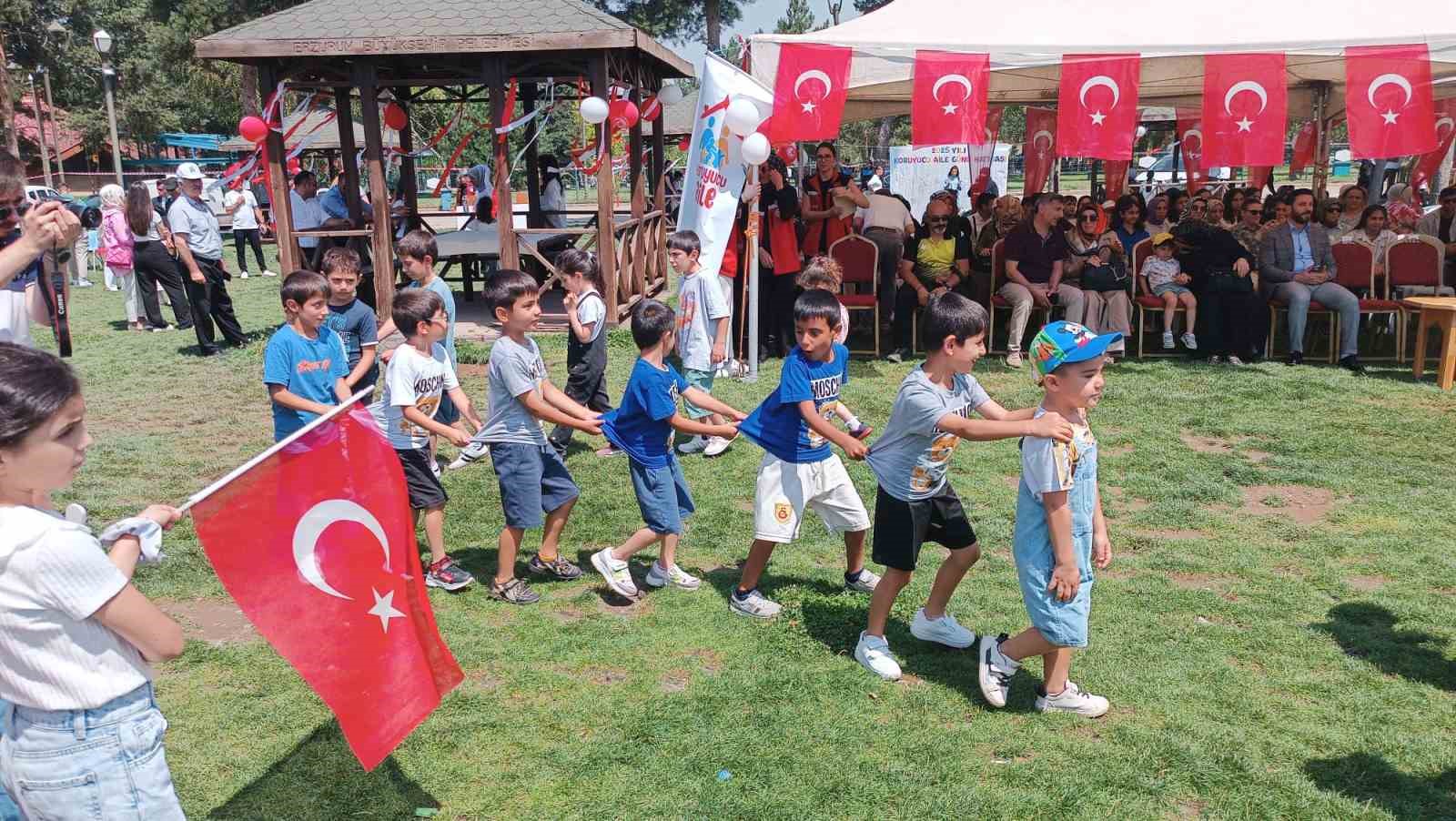 Erzurum’da Koruyucu Aile Festivali düzenlendi