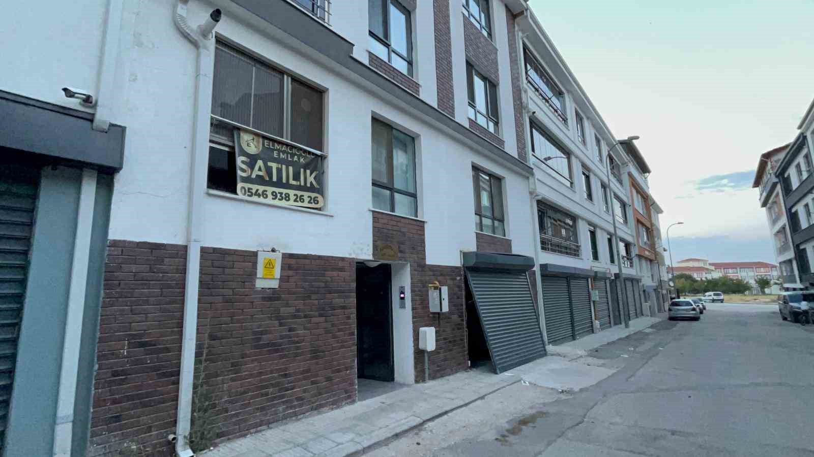 Eskişehir&rsquo;de asans&ouml;r bakımı esnasında patlama meydana geldi: 2 yaralı
