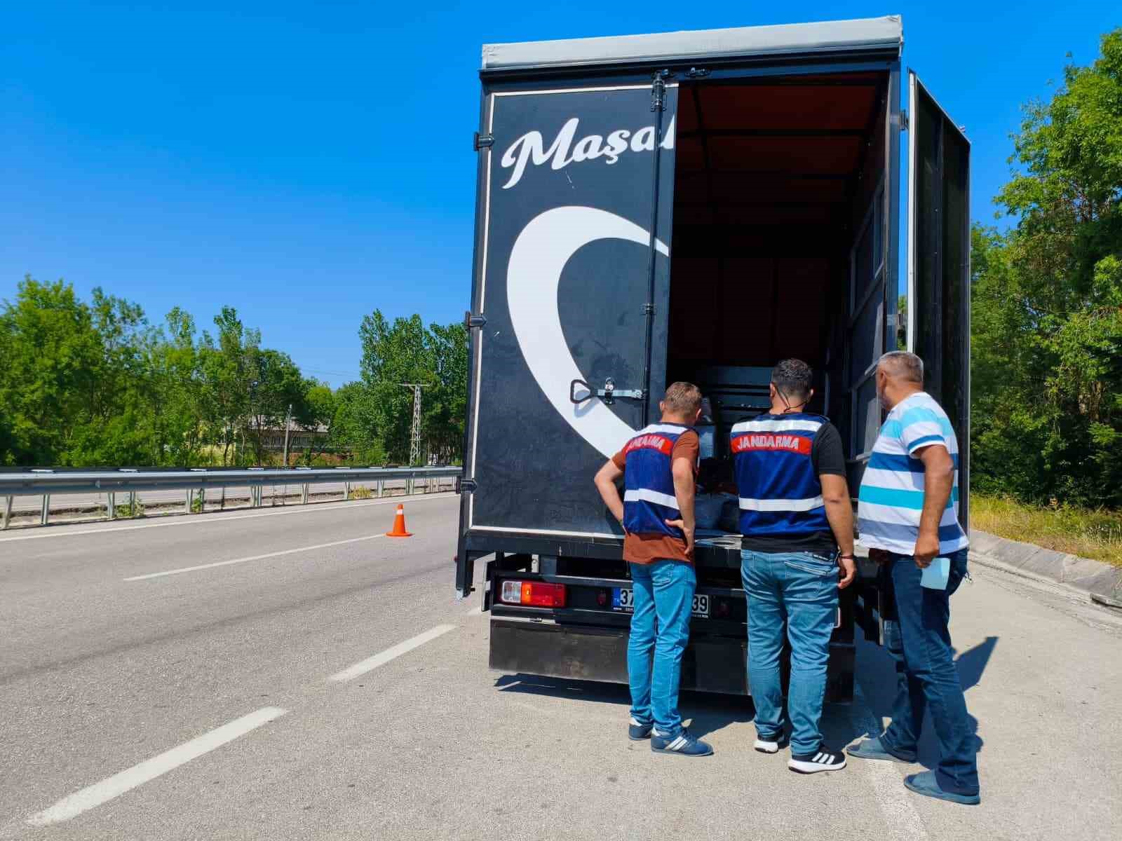 Sinop&rsquo;ta d&uuml;zensiz g&ouml;&ccedil;men uygulaması
