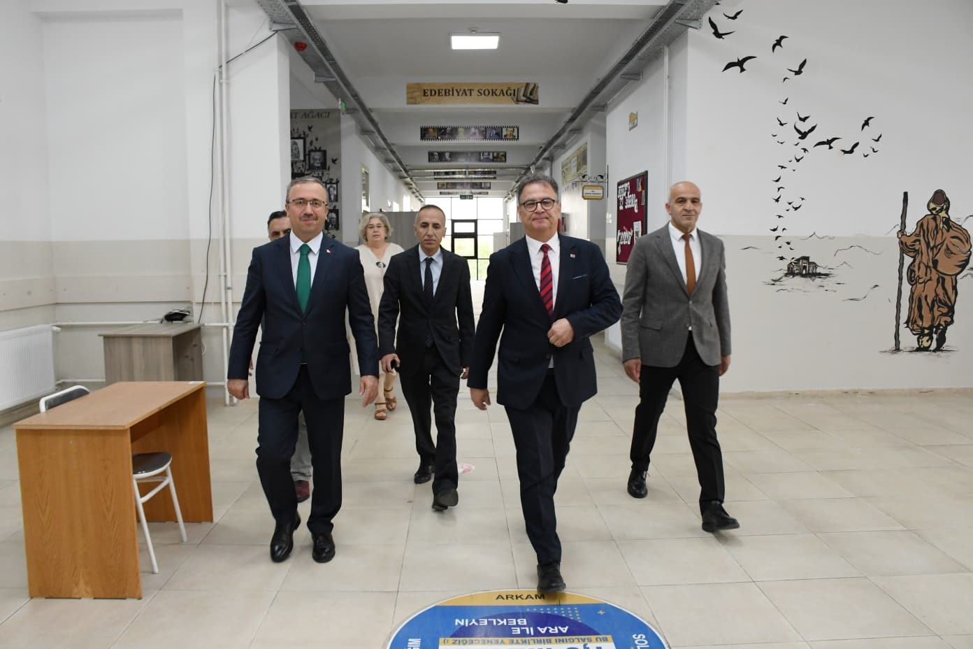 Genel Müdür Otrar, rehberlik öğretmenleri ile bir araya geldi