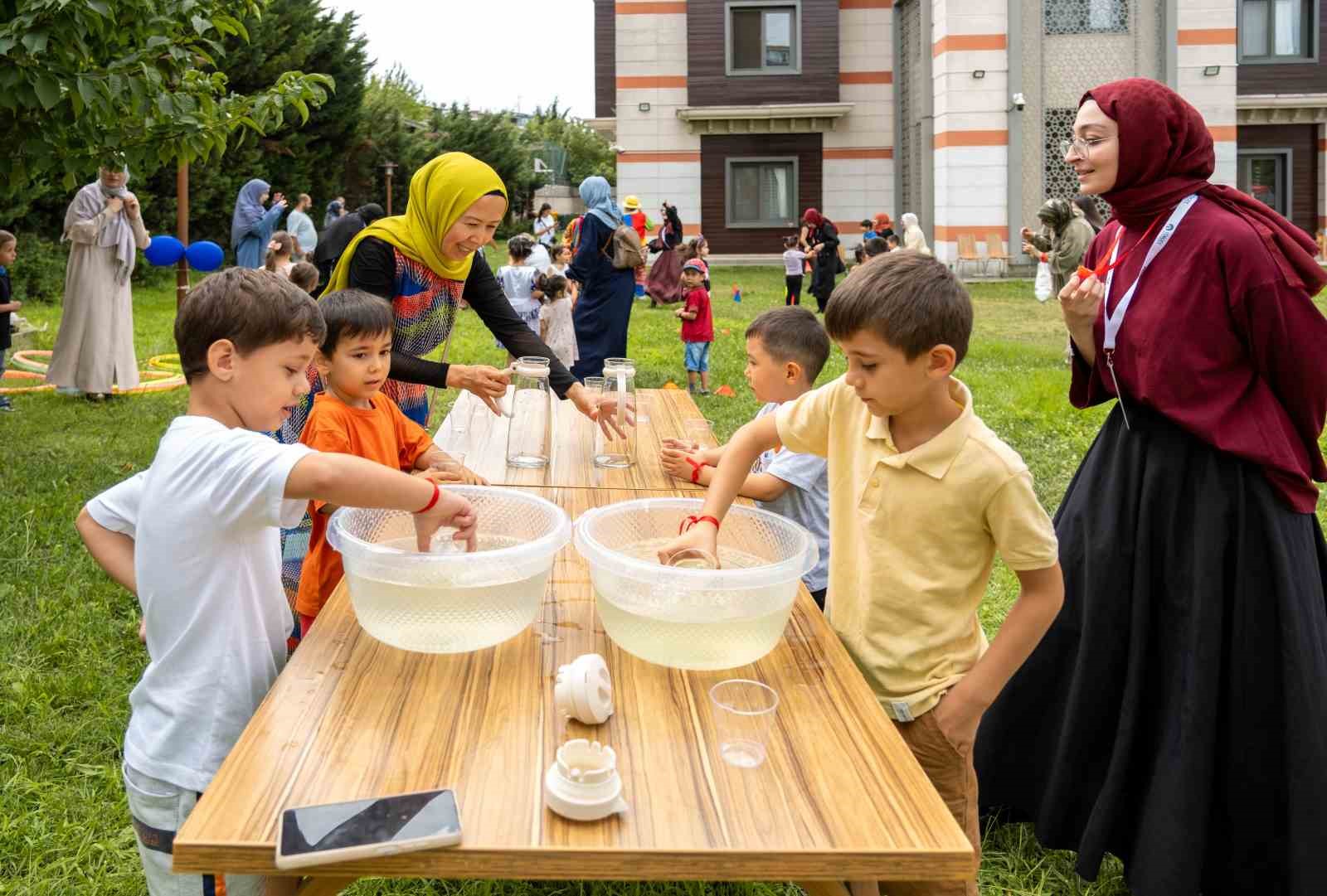 T&Uuml;RGEV&rsquo;den &ccedil;ocuklara yaz armağanı ME&Ccedil;KAM&rsquo;da eğitim ve eğlence buluştu
