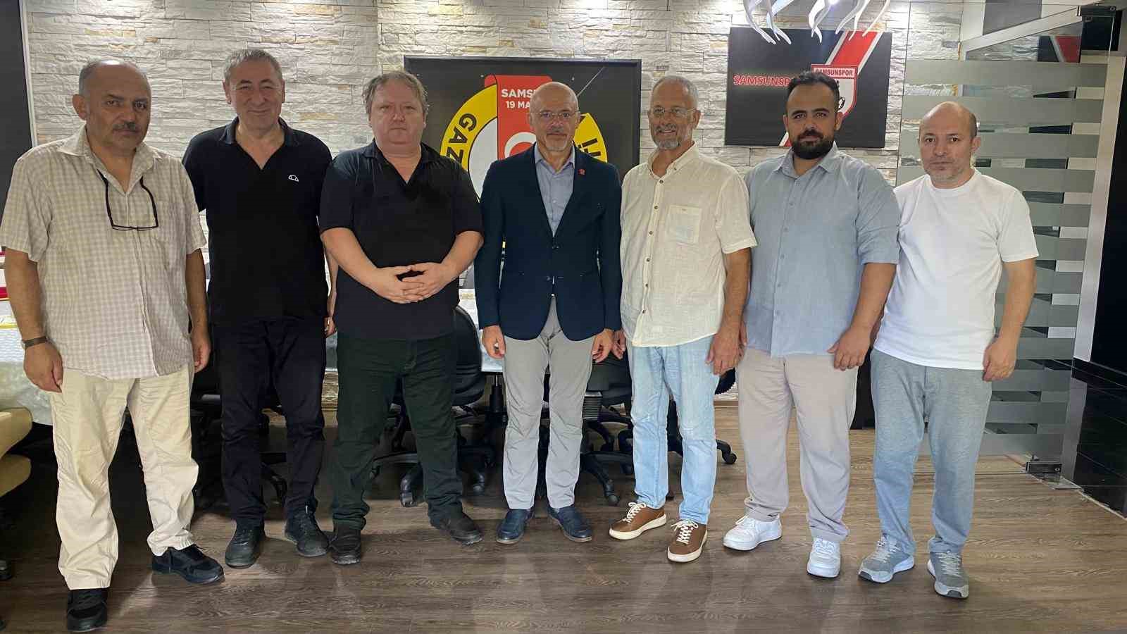 zda yeniden adaylk sinyali verdi: "Gnlmden geiyor"
