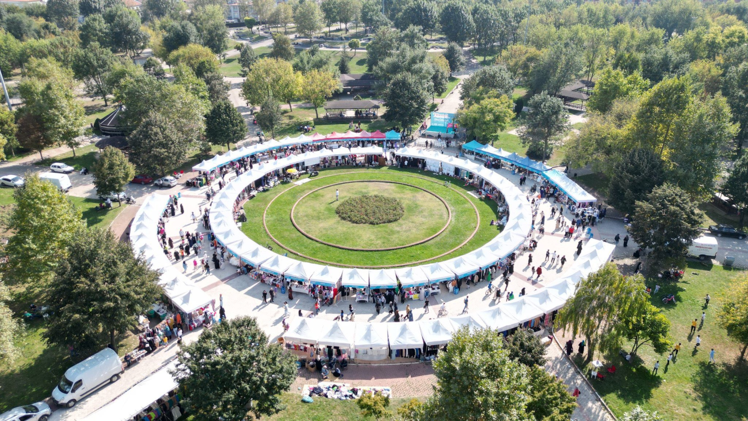 İnegöl’de Hanımeli Alışveriş Şenliği Başlıyor: Üç gün alışveriş keyfi
