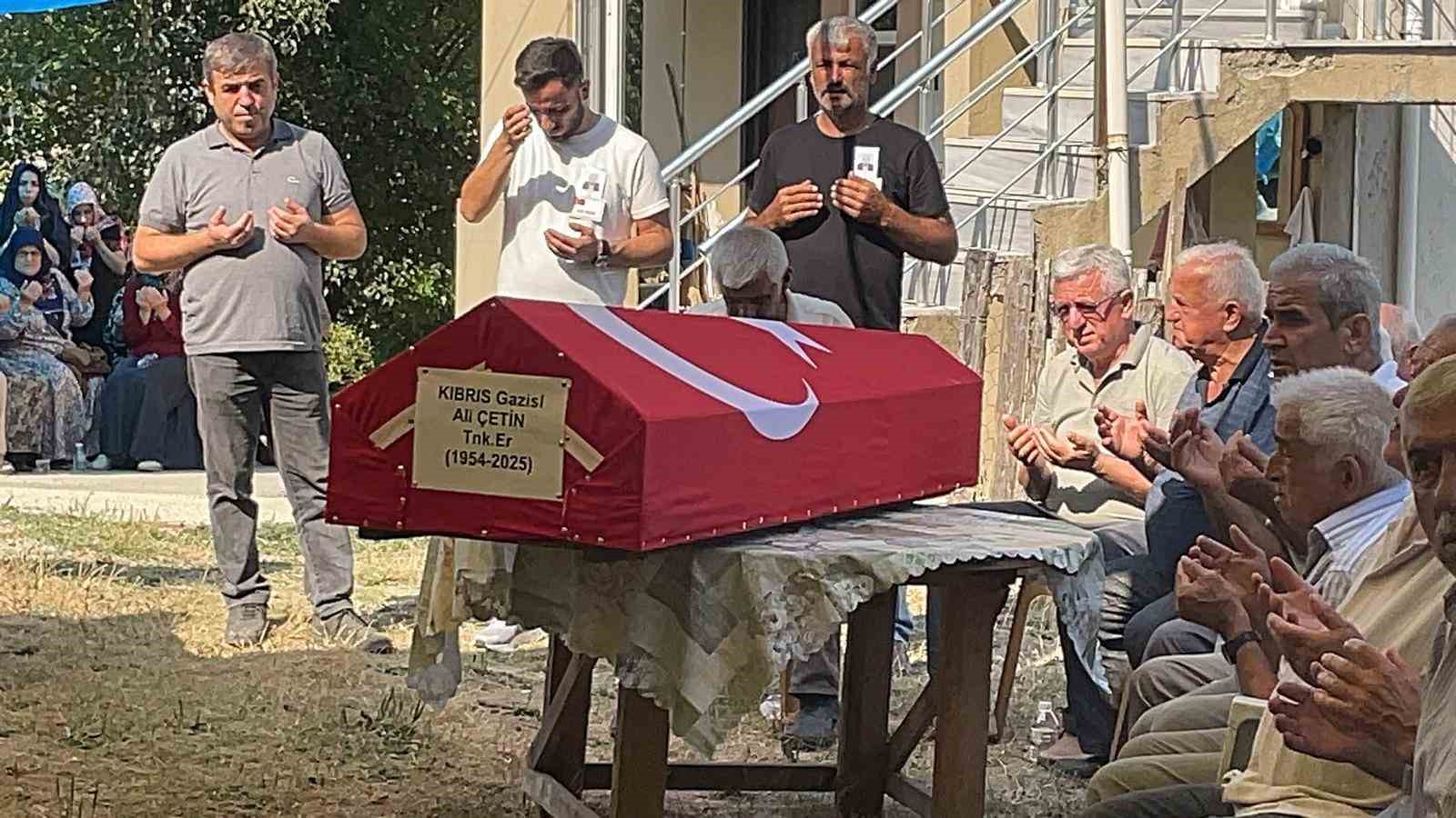 Bartın’da Kıbrıs Gazisi Ali Çetin son yolculuğuna uğurlandı