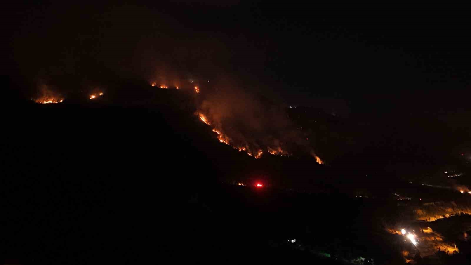 Orman yangınında 9 saat geride kaldı
