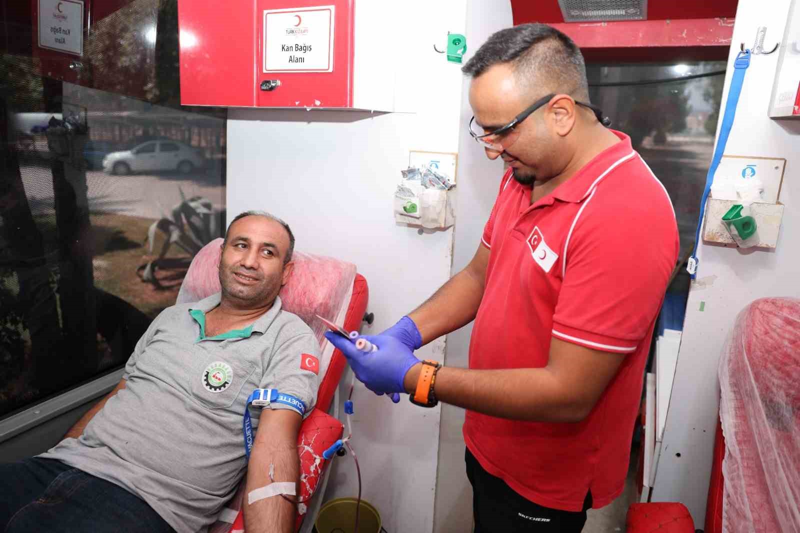 Denizli OSB’den Türk Kızılayına kan bağışı desteği