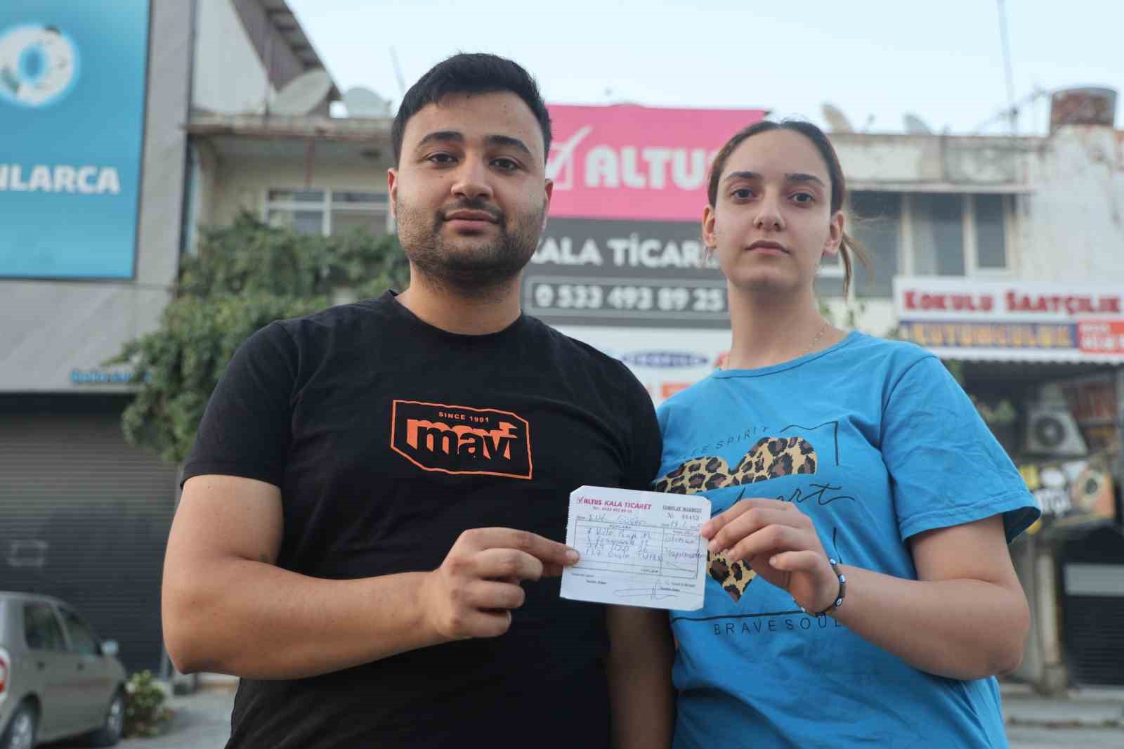 Depremzede çiftin evlilik hayali beyaz eşya bayinin kepenk kapatarak sırra kadem basmasıyla ertelendi