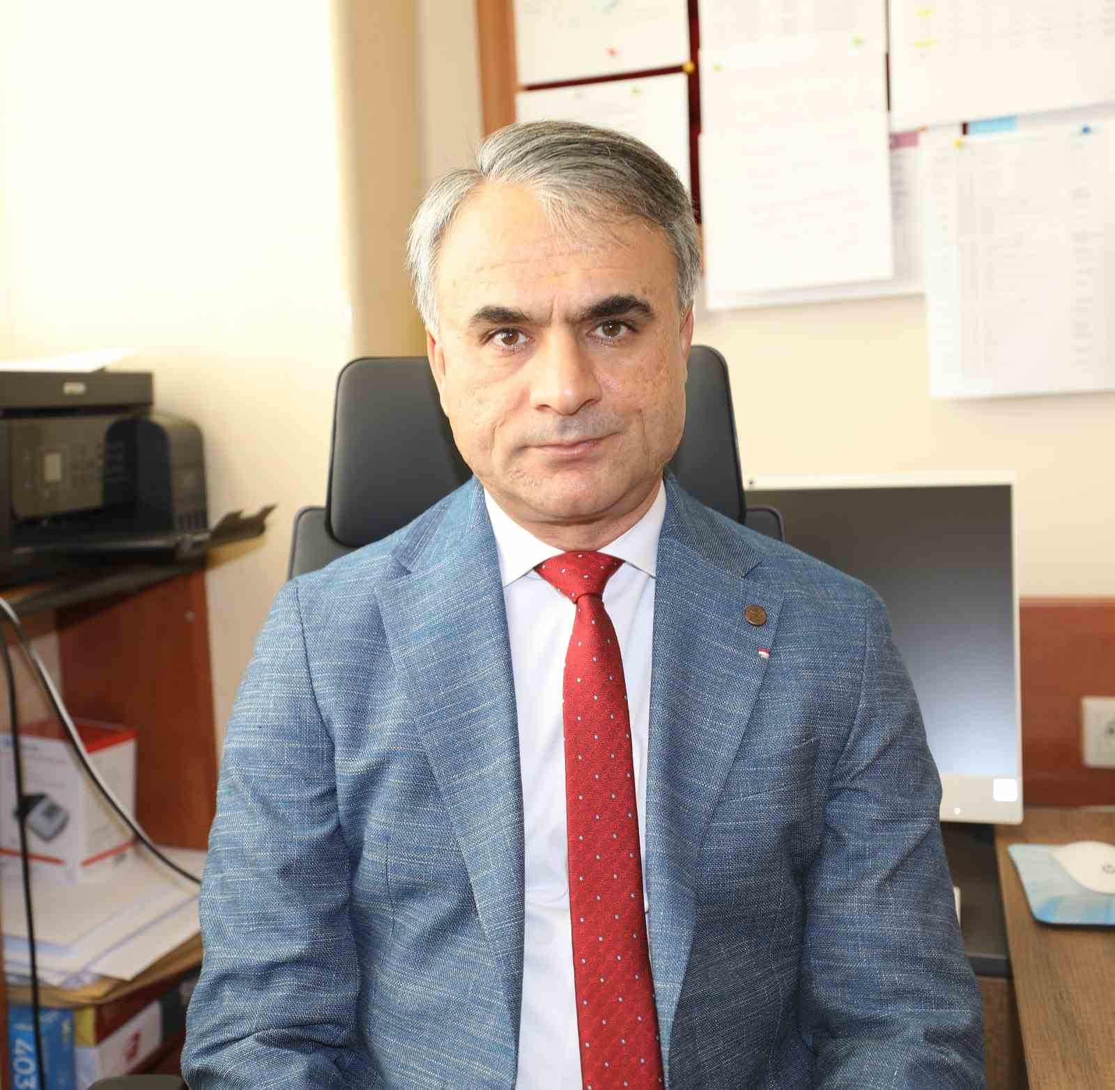 Prof. Dr. Gözel: "Hiperkolesterolemi hastaları yağdan ve şekerden fakir beslenmeleri gerekiyor"