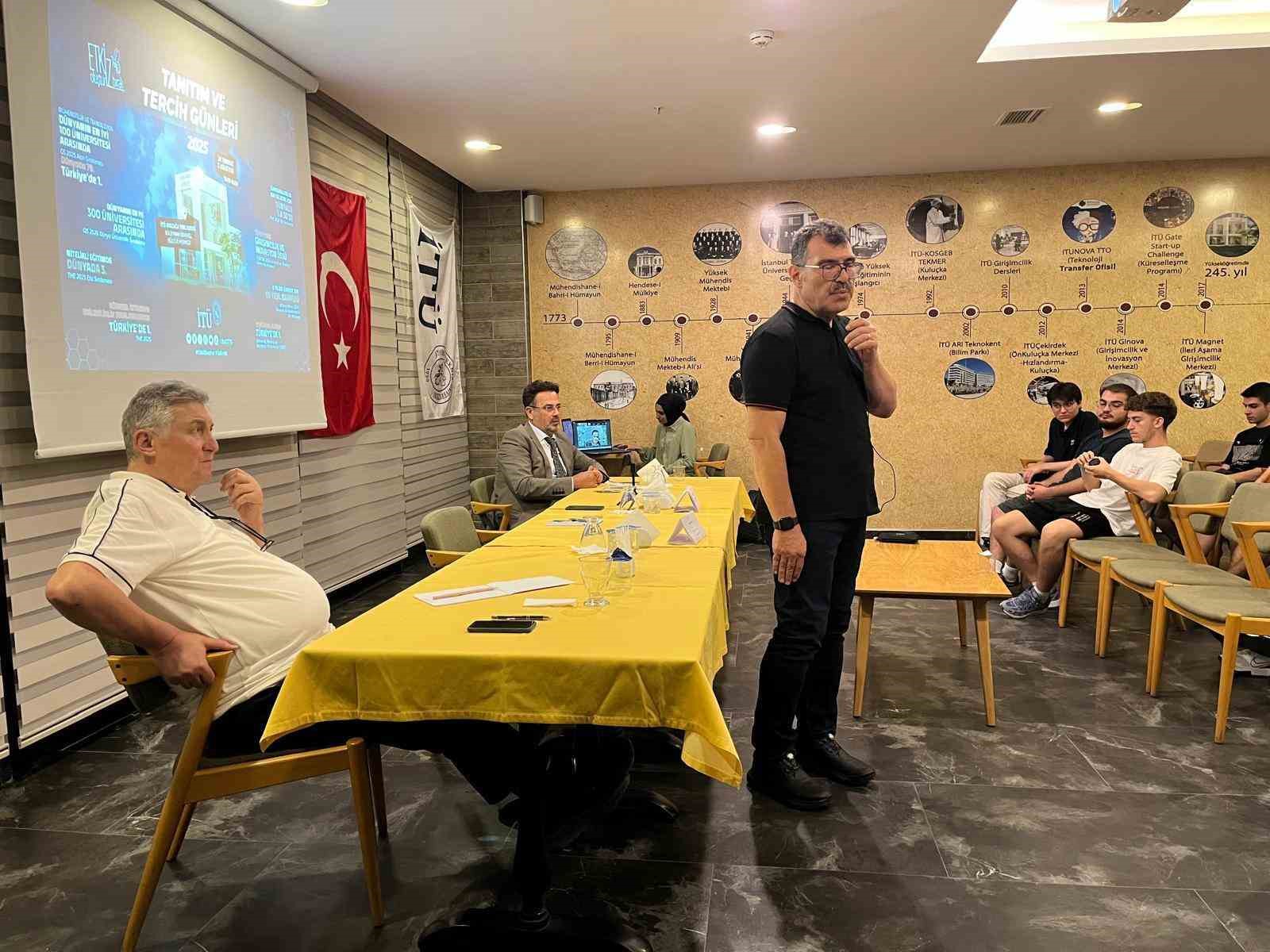 İT&Uuml; rekt&ouml;r&uuml; tercih g&uuml;nleri i&ccedil;in Bursa&rsquo;da
