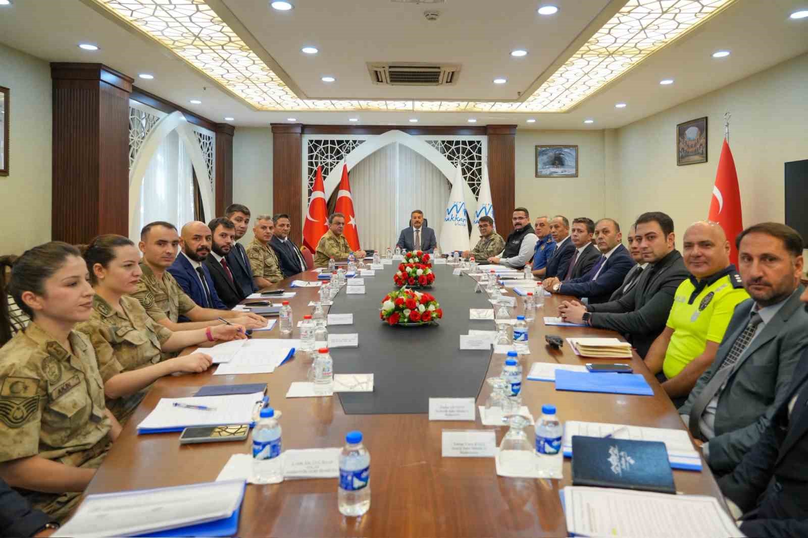 Hakkari’de çeşitli suçlardan 348 kişi yakalandı