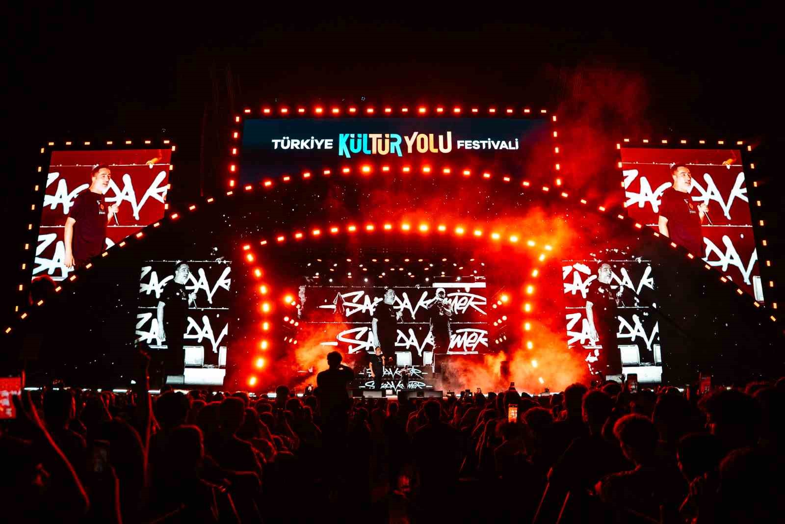 Nevşehir rap efsanesini ağırladı