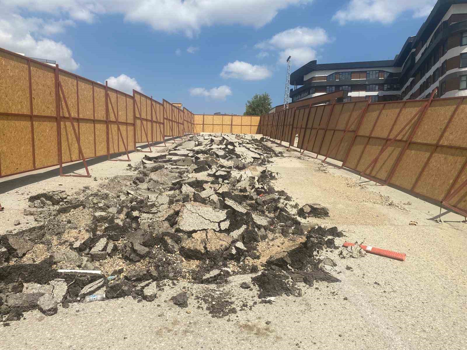 Mamak Metrosu&rsquo;nun temeli atıldı, devamı gelmedi
