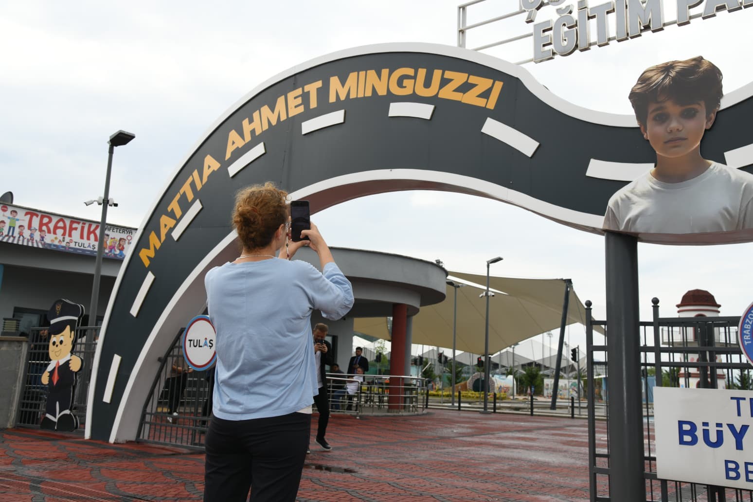 Anne Minguzzi&rsquo;yi duygulandıran s&uuml;rpriz
