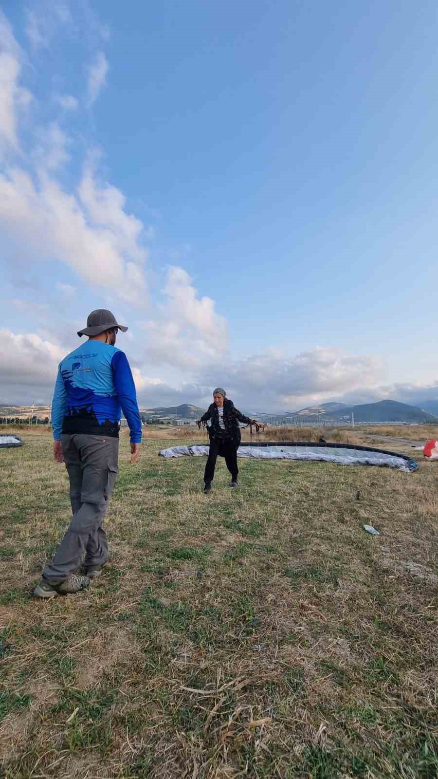 OKA Desteğiyle Bafra&rsquo;da alternatif turizm g&uuml;&ccedil;leniyor: Yeni yama&ccedil; paraş&uuml;t&uuml; pilotları yetişti
