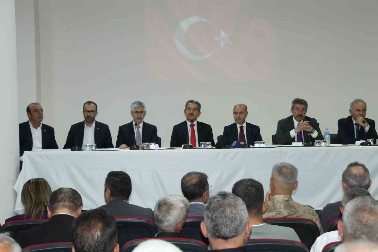 İçişleri ve Milli Eğitim Bakan Yardımcıları Şırnak’ta temaslarda bulundu