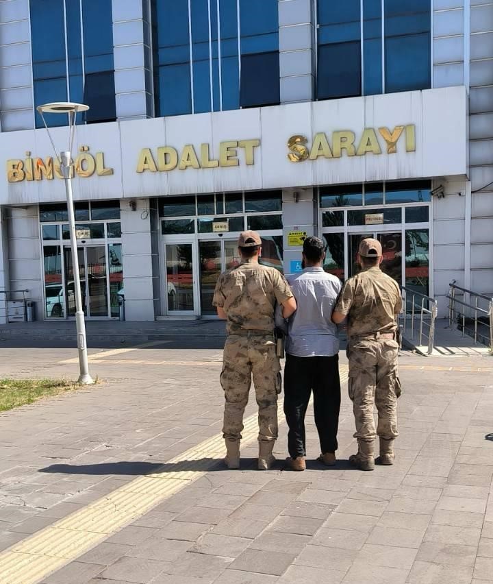 Bingöl’de aranan 2 şüpheli yakalandı