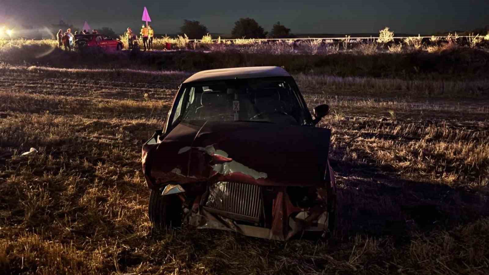 Kırıkkale’de kaza yapan iki otomobil hurdaya döndü: 4 yaralı