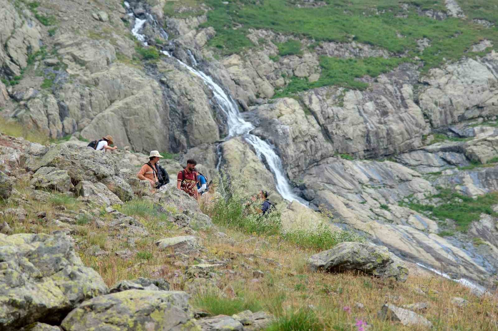 Gümüşhane’nin zirvesinde "Ormanları Koru" mesajı
