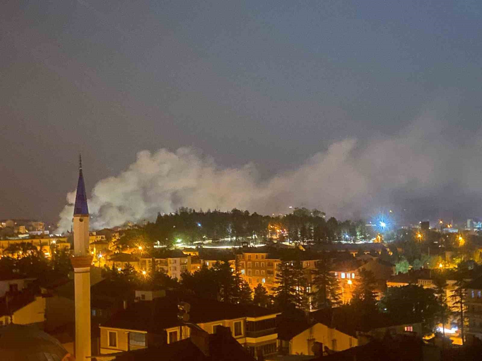 Tavşanlı&rsquo;da kuaf&ouml;r d&uuml;kkanında yangın
