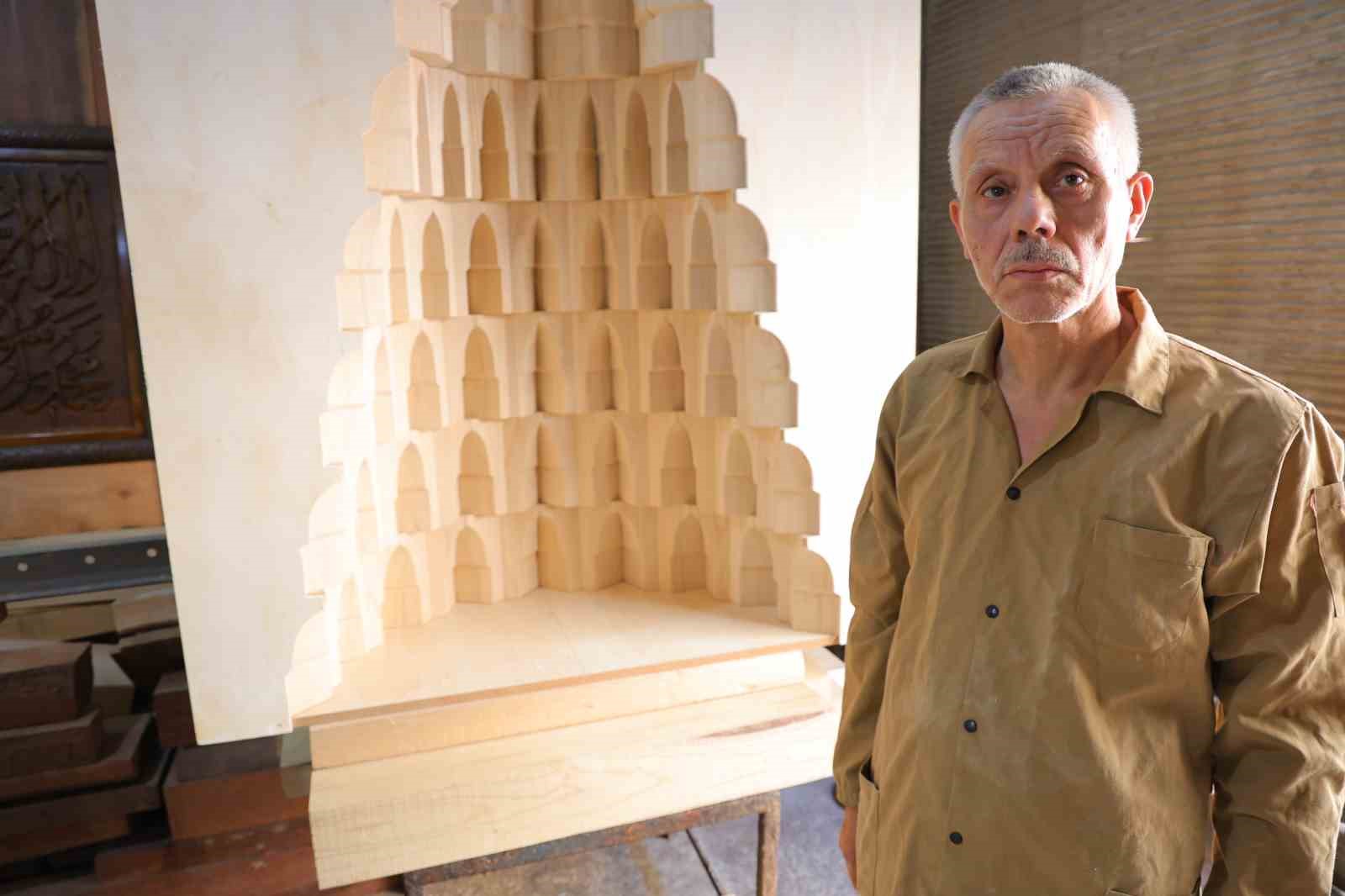 Asırlık sanatın izinde: Kahramanmaraş’ta mukarnas ustası esleğini gençlere öğretmek istiyor