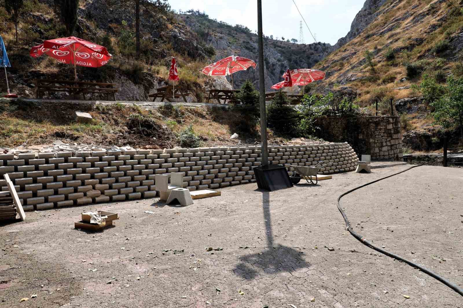 Söğüt’te Yukarı Dere Mesire Alanı yenileniyor