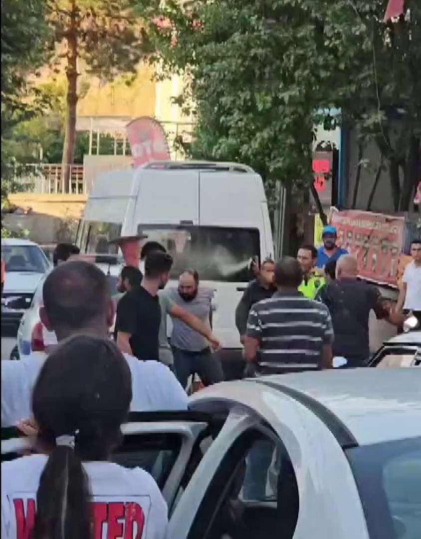 Sivas’ta borç meselesi yüzünden taraflar birbirine girdi