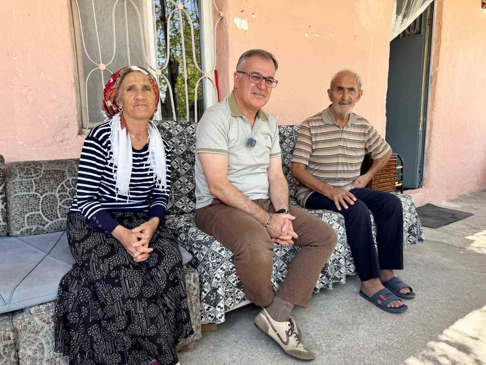 Başkan &Ouml;zdoğan: "Hemşehrilerimizle yan yanayız"
