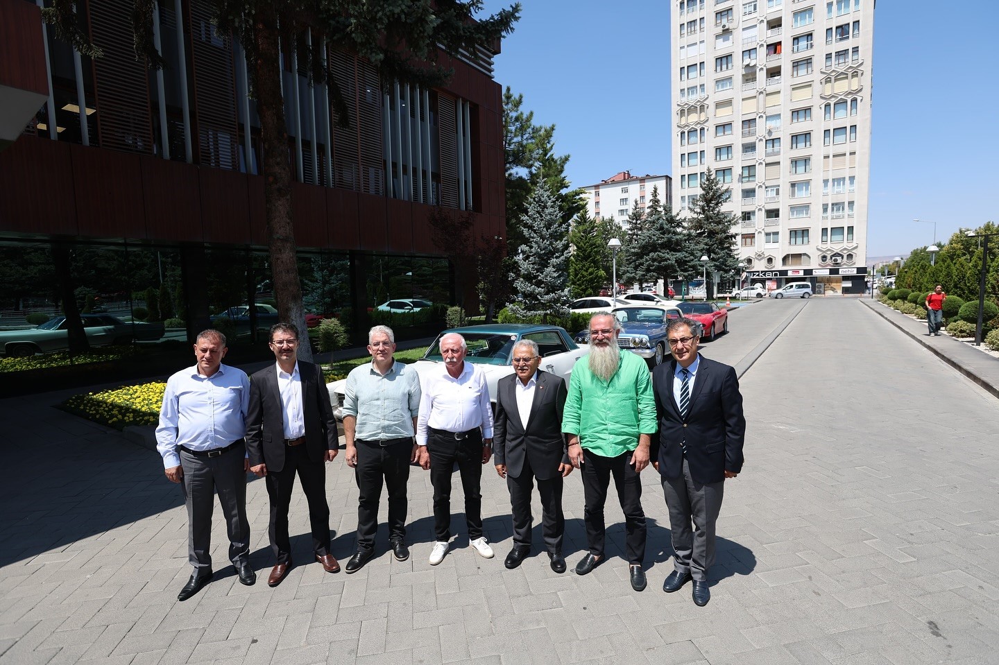 Başkan Büyükkılıç’a ziyaretçi akını