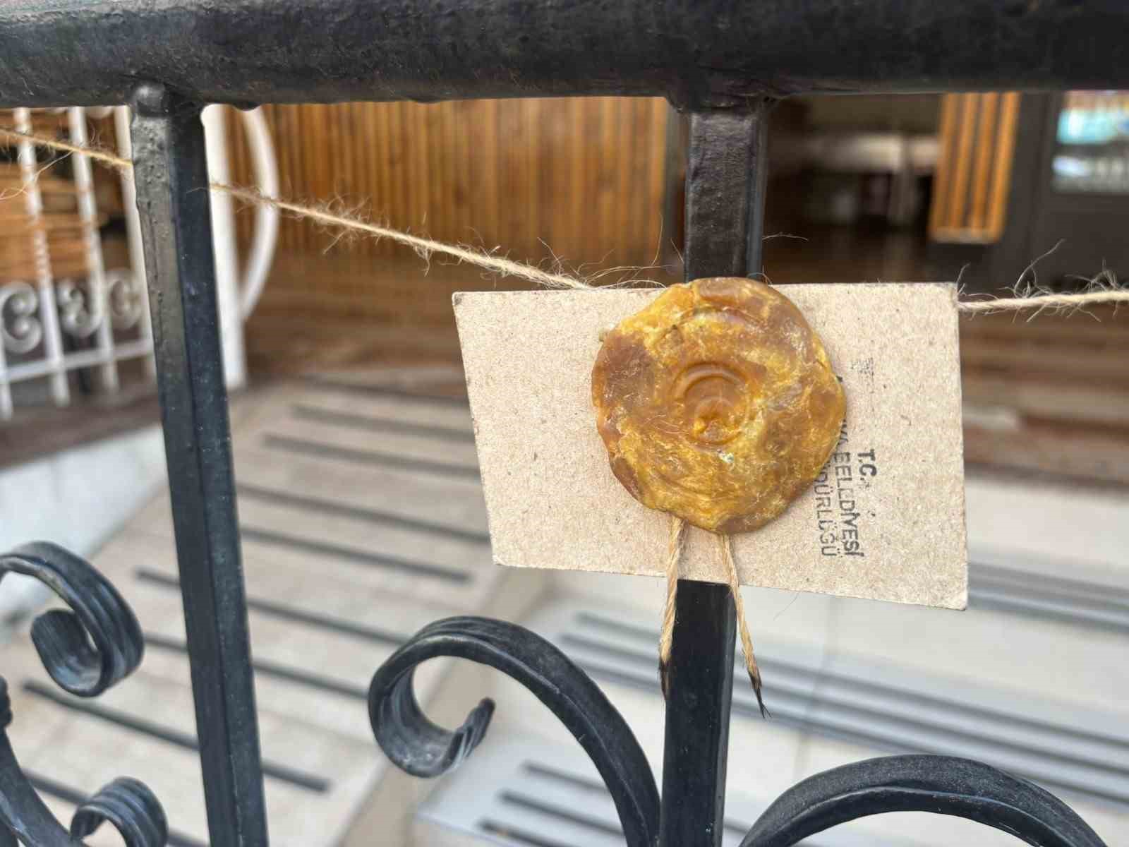 Alanya&rsquo;da hijyen kurallarını hi&ccedil;e sayan işletme s&uuml;resiz olarak m&uuml;h&uuml;rlendi
