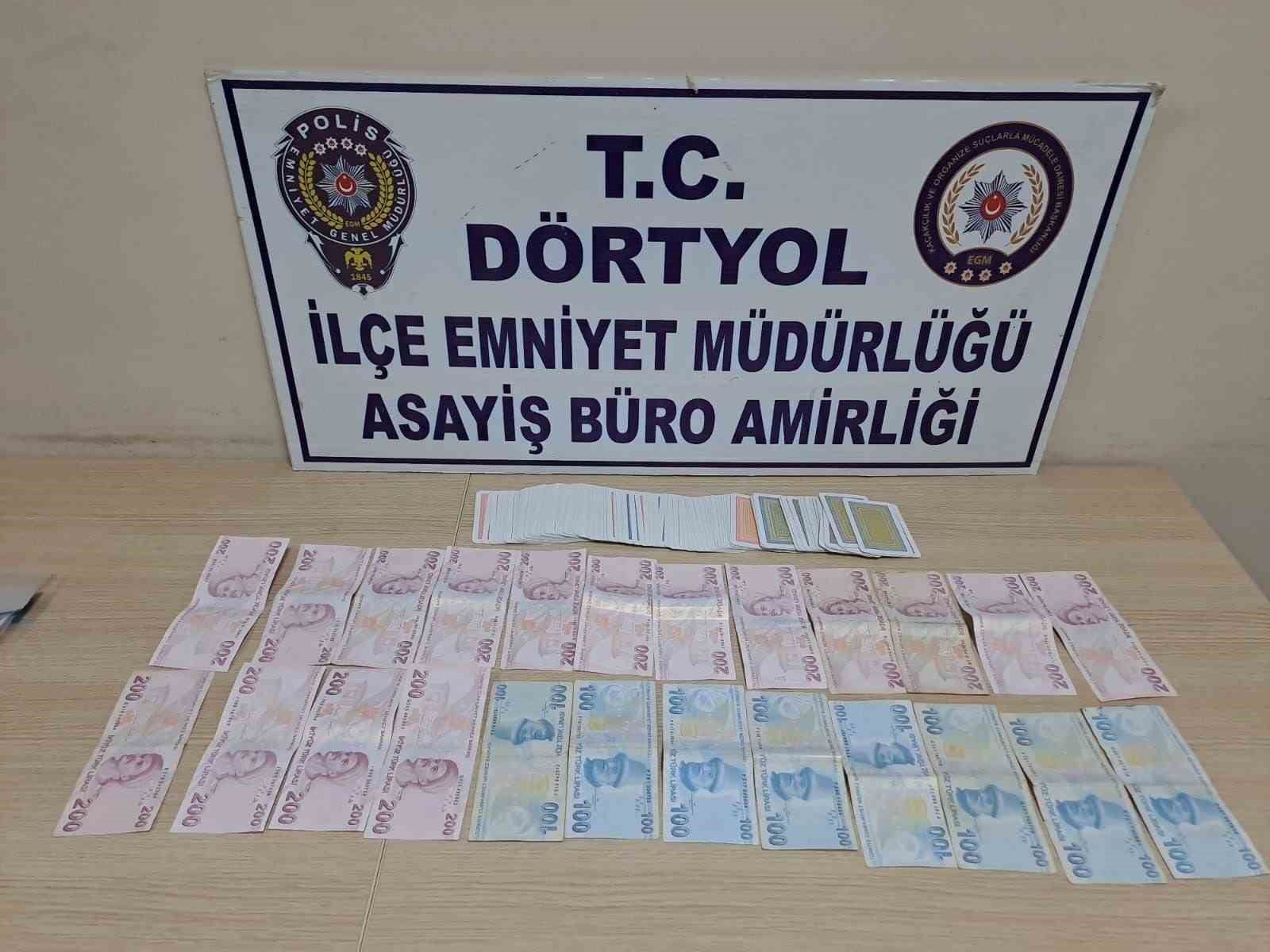 Hatay’da kumar baskını: 8 kişiye ceza yağdı