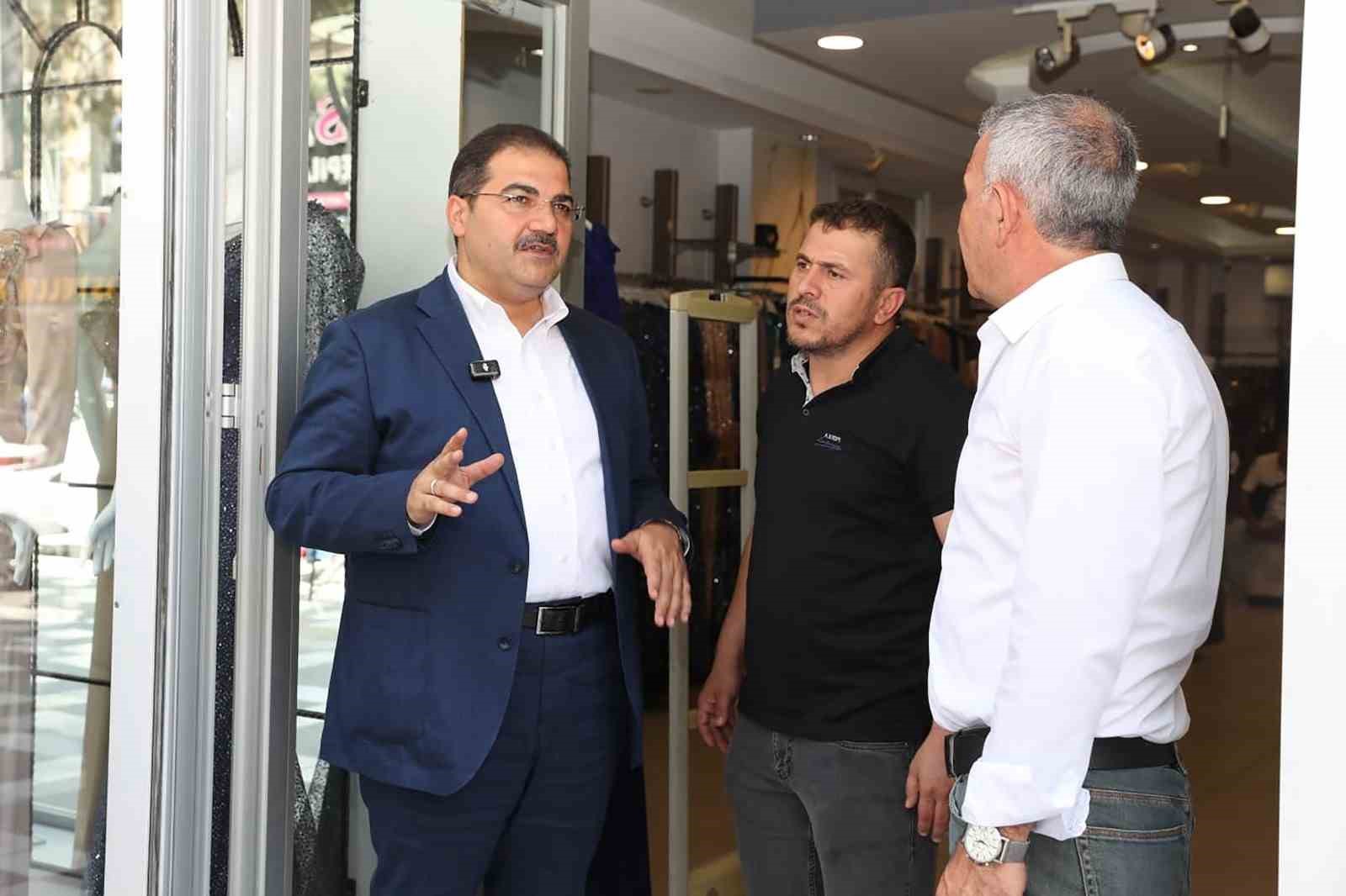 Canpolat vatandaşlarla buluşmayı s&uuml;rd&uuml;r&uuml;yor
