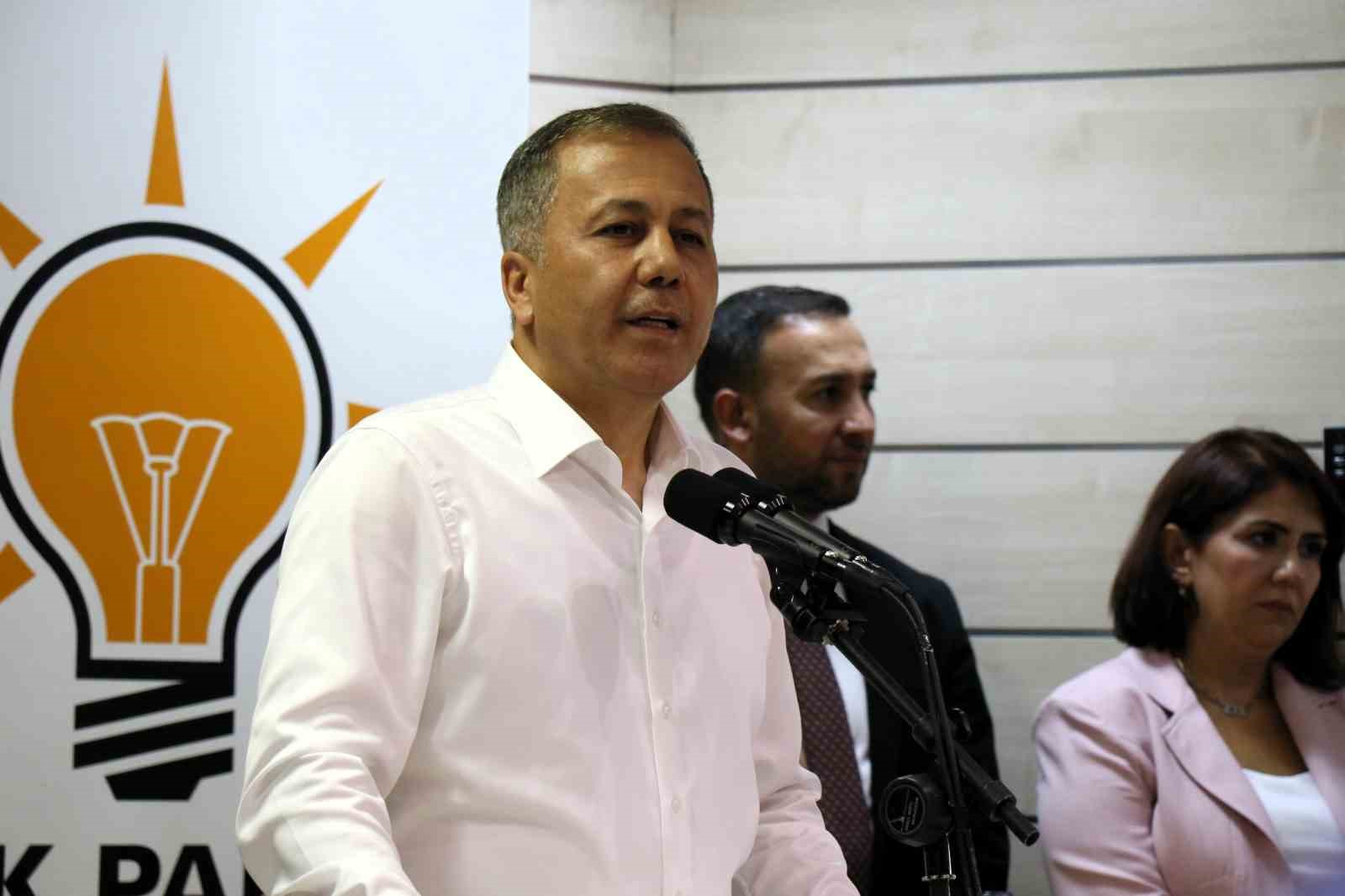 Bakan Yerlikaya: "Terörsüz Türkiye için yorulmadan yürüyeceğiz"