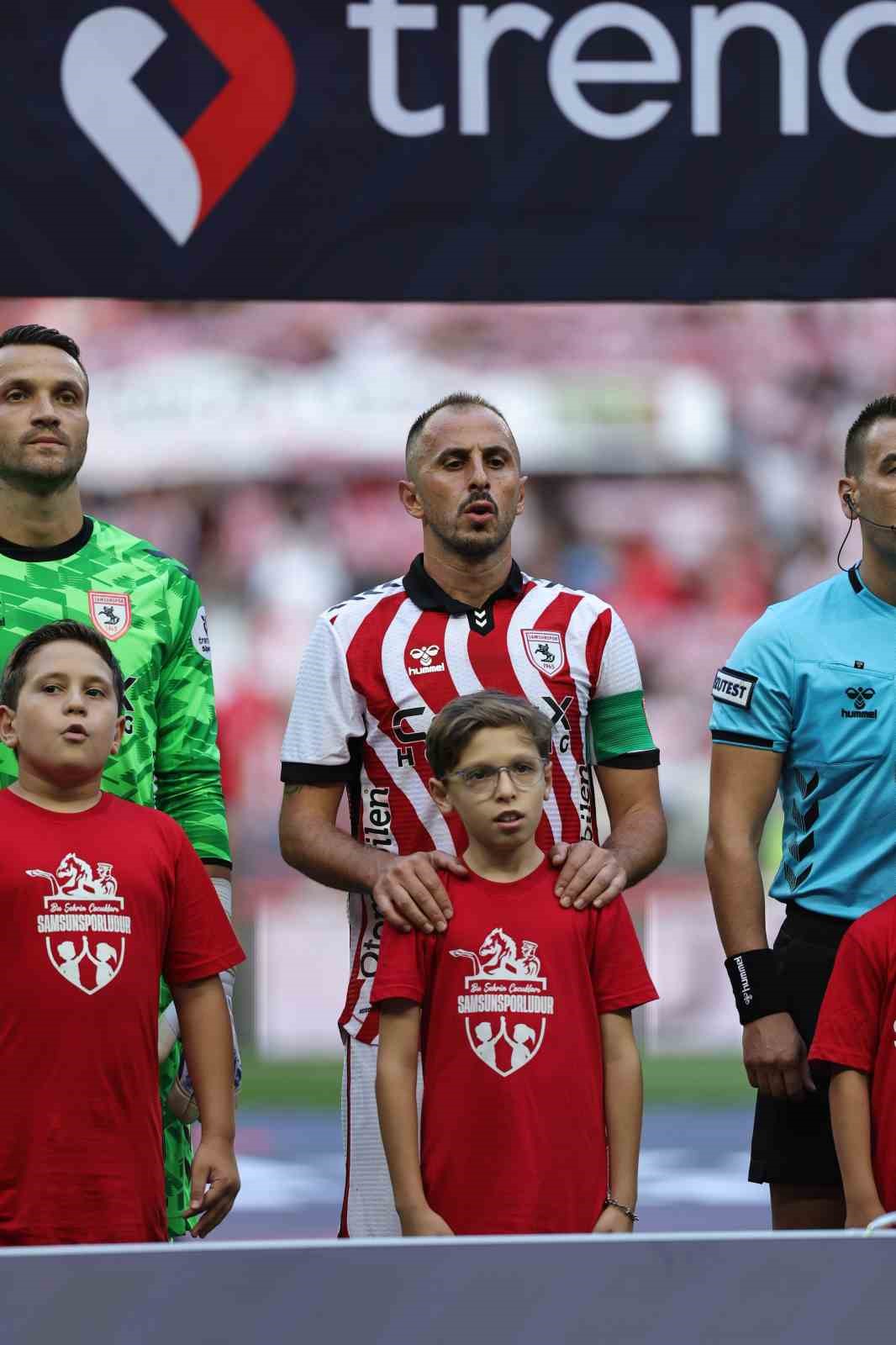 Trendyol S&uuml;per Lig: Samsunspor: 1 - Gen&ccedil;lerbirliği: 0 (İlk yarı)
