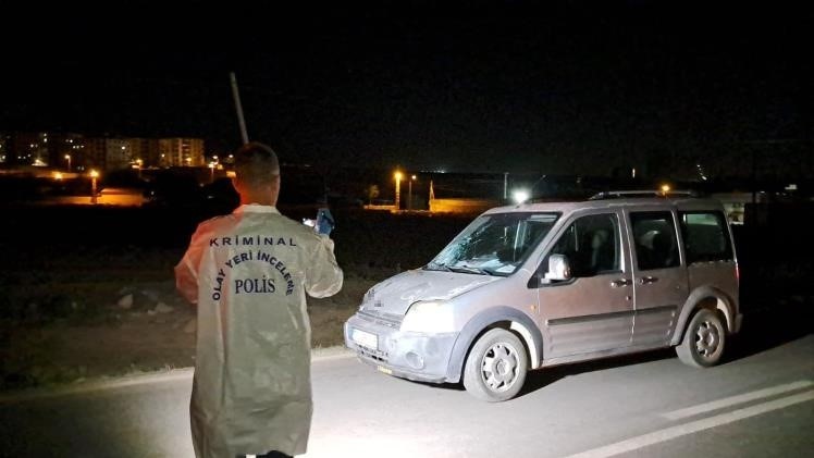 Karaman’da hafif ticari aracın çarptığı yaşlı kadın hayatını kaybetti