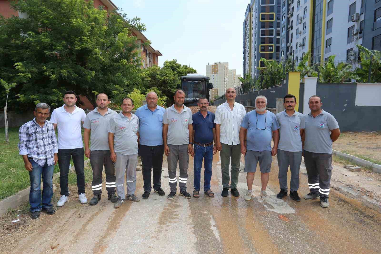 Kepez TOKİ Gazi konutlarında asfalt hazırlığı başladı
