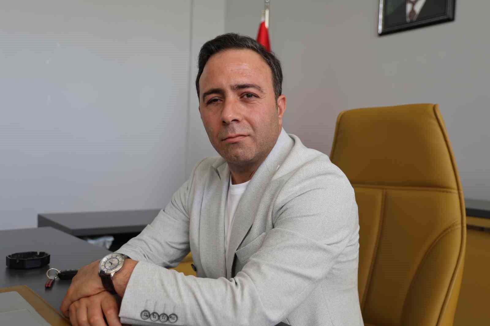 Elazda Bayrak Evler projesi balyor
