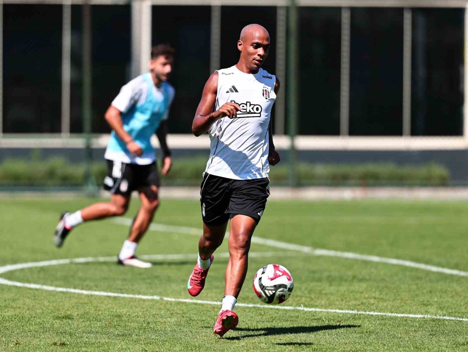 Beşiktaş, St. Patrick’s maçı hazırlıklarına başladı
