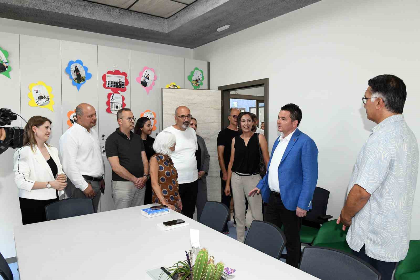 Ay&ccedil;a Azak Kreş ve G&uuml;nd&uuml;z Bakım Evi, &ccedil;ocukların geleceğine ışık tutuyor
