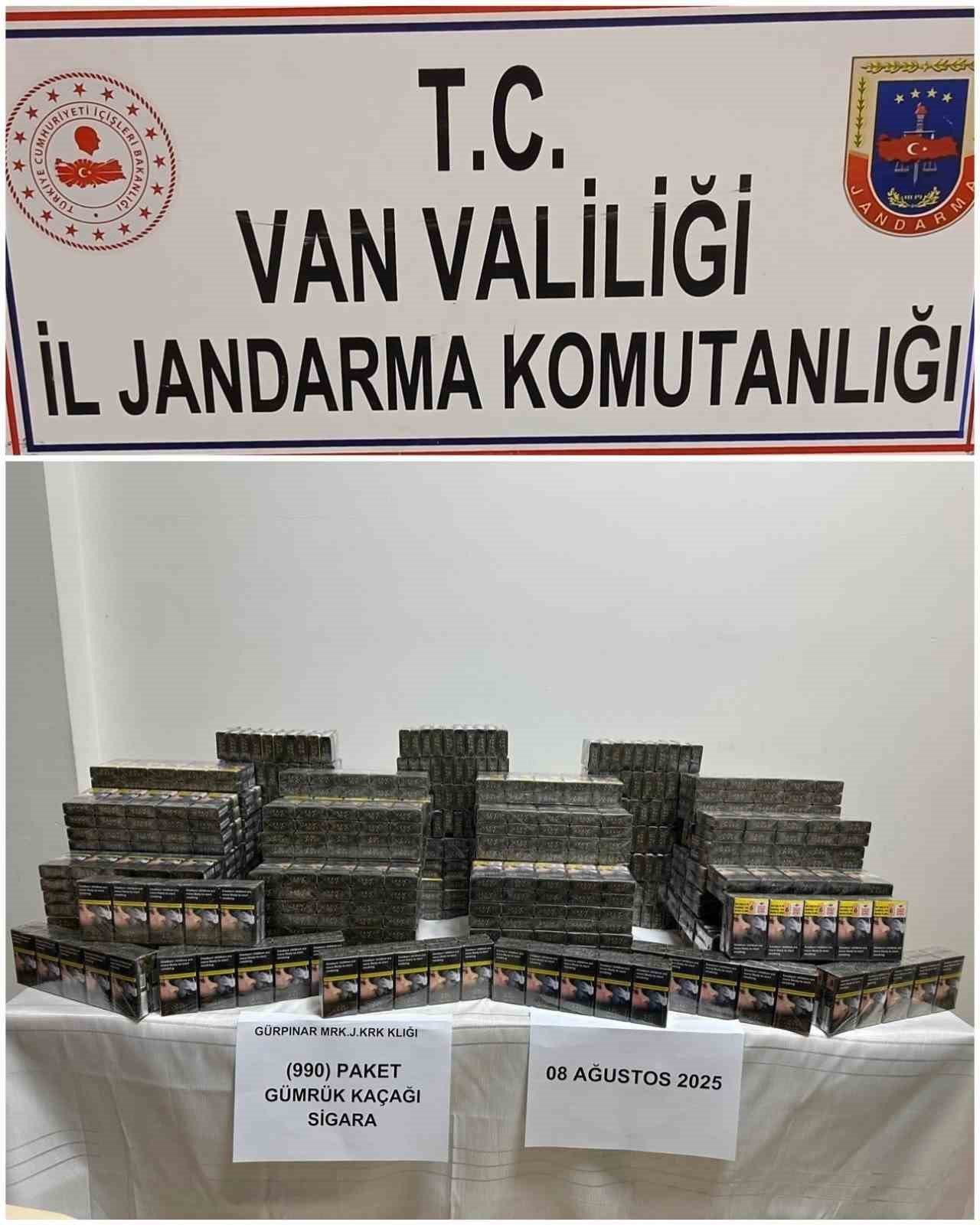 Van&rsquo;da g&uuml;mr&uuml;k ka&ccedil;ak&ccedil;ılığı operasyonu
