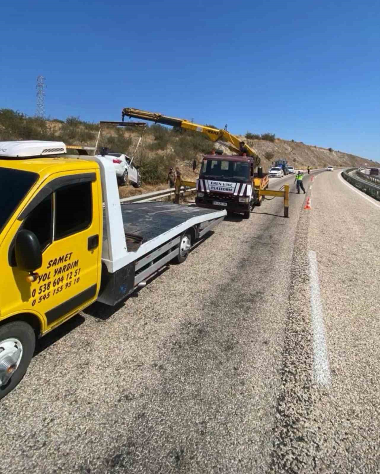 Balıkesir&rsquo;in G&ouml;nen il&ccedil;esinde meydana gelen trafik kazasında 1 kişi yaralandı.
