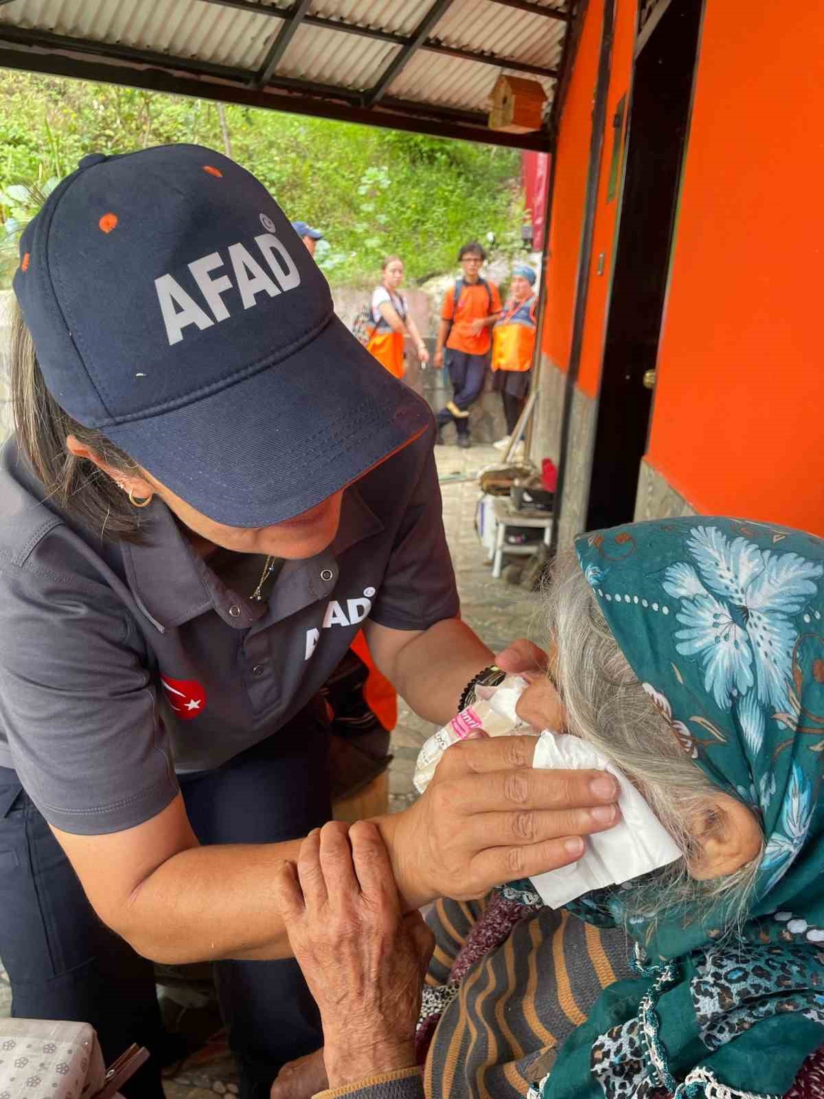 Kaybolan yaşlı kadın sağ olarak bulundu